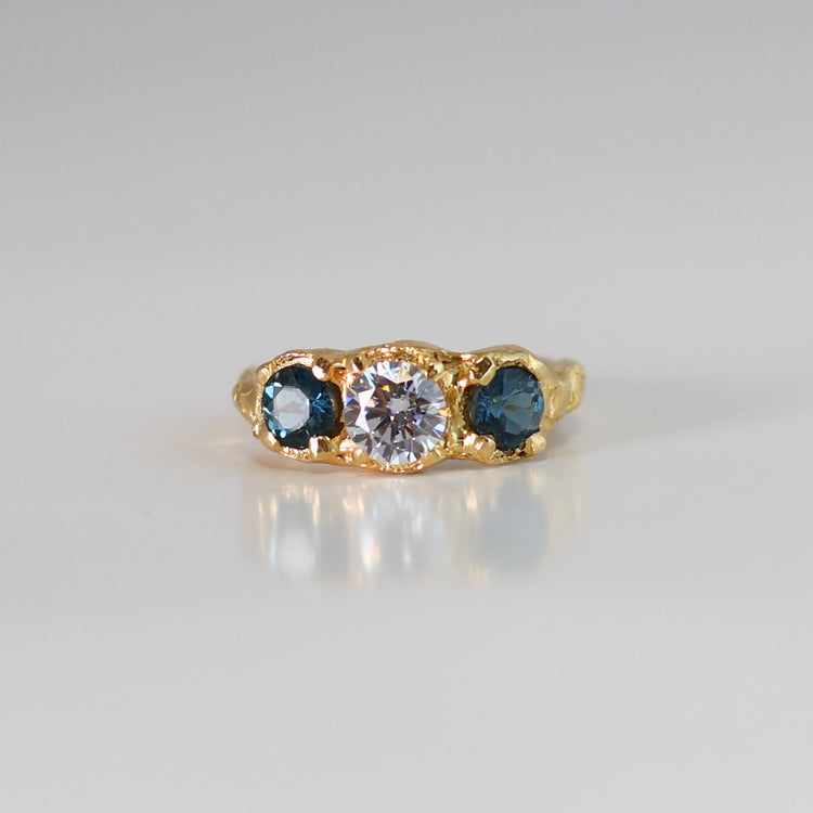 Anillo Colección Cera de Abeja Topacio-Zirconia 2